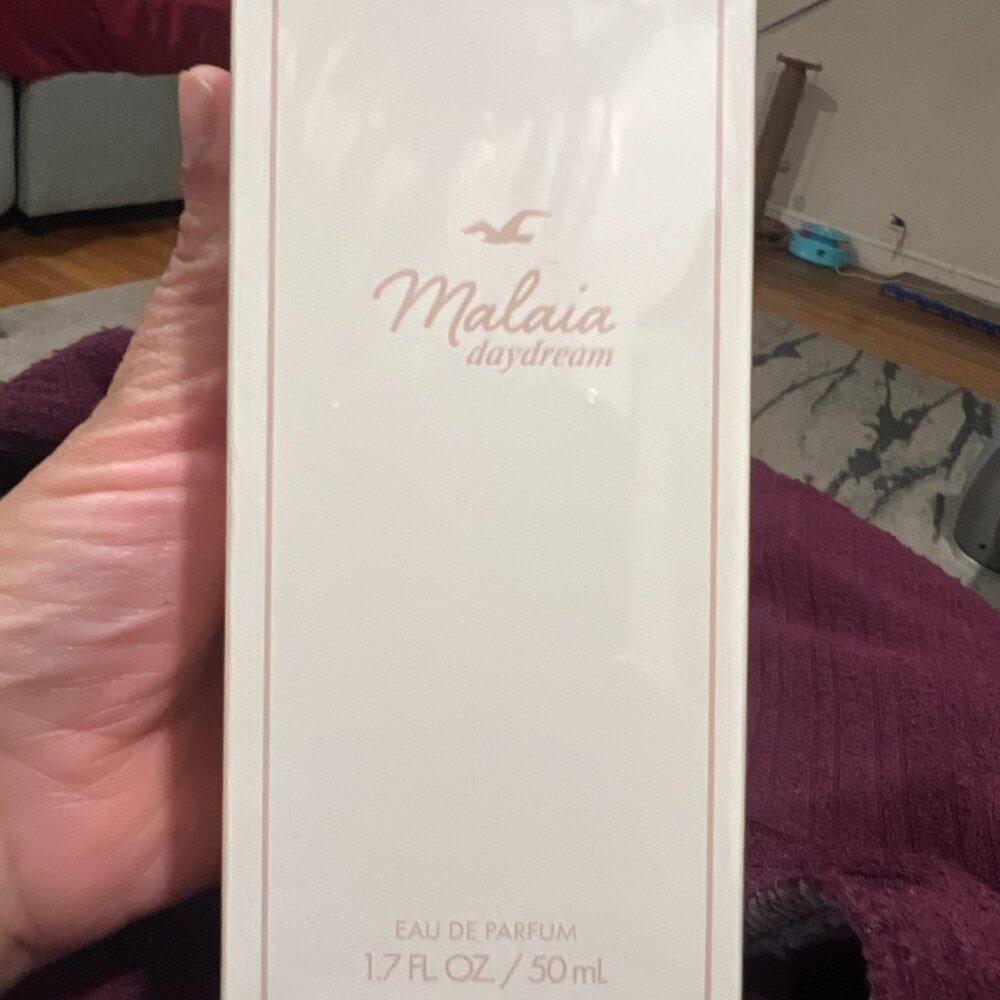 Hollister Malaia Daydream Eau De Parfum Perfume Spray 1.7oz For Women New In Box